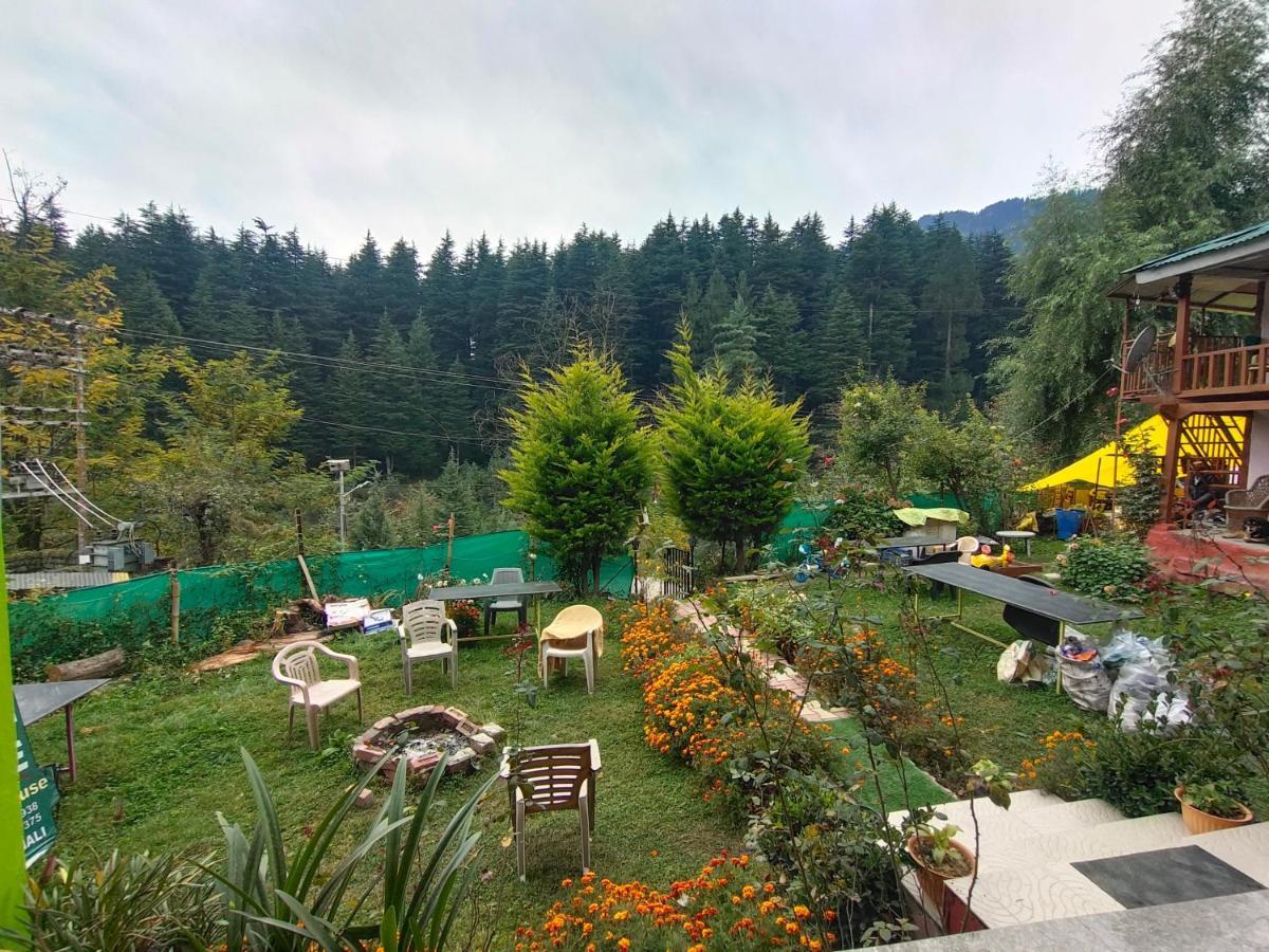 Хостел La Siesta India Manali Екстер'єр фото