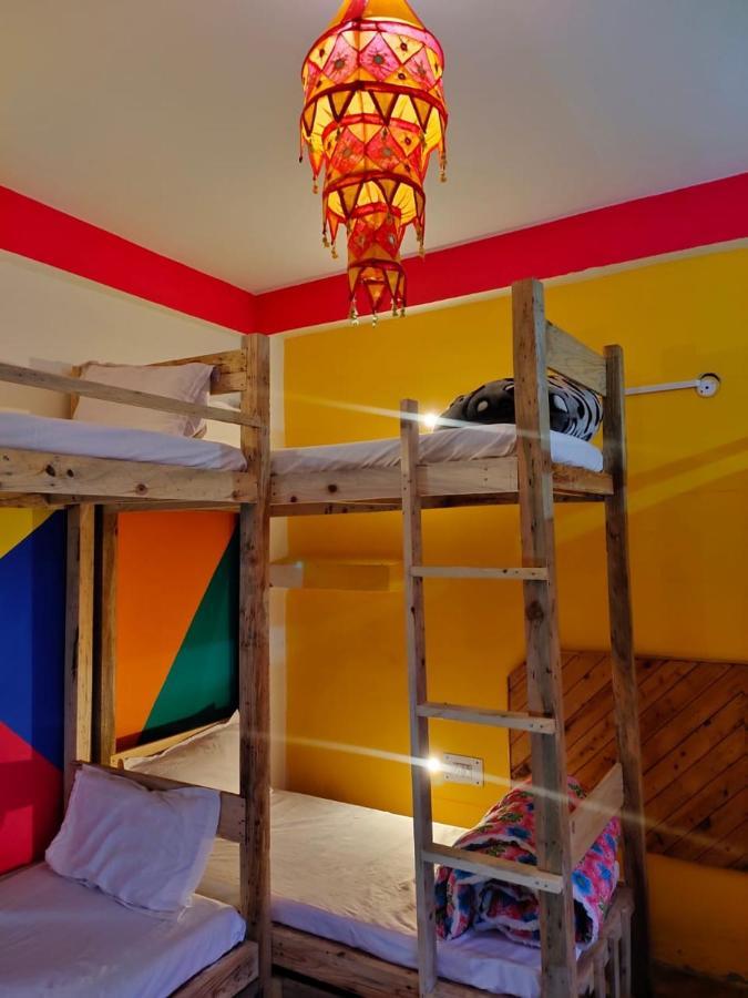 Хостел La Siesta India Manali Екстер'єр фото