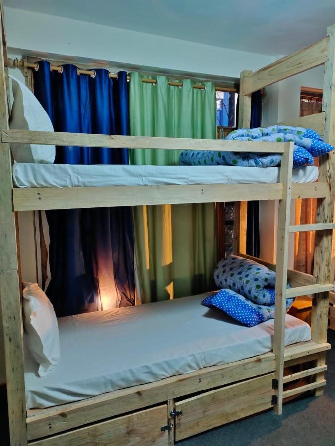 Хостел La Siesta India Manali Екстер'єр фото